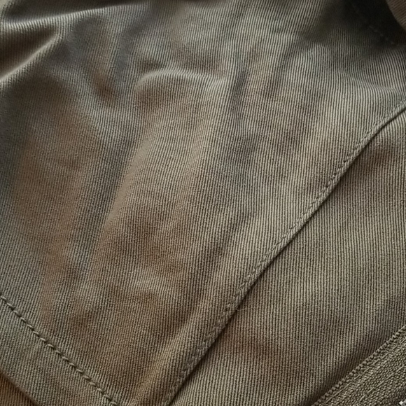 Shop Ruche On the Town jacket in olive green - Picture 4 of 4